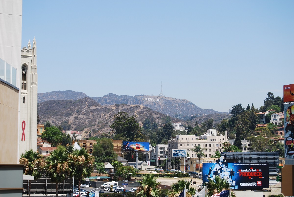 photograph of LA and Hollywood for Lacuna story on racism and misrepresentation of slavery resistance in Hollywood - for "While Hollywood ignored stories of Black resistance, Cuban filmmakers celebrated Black power"